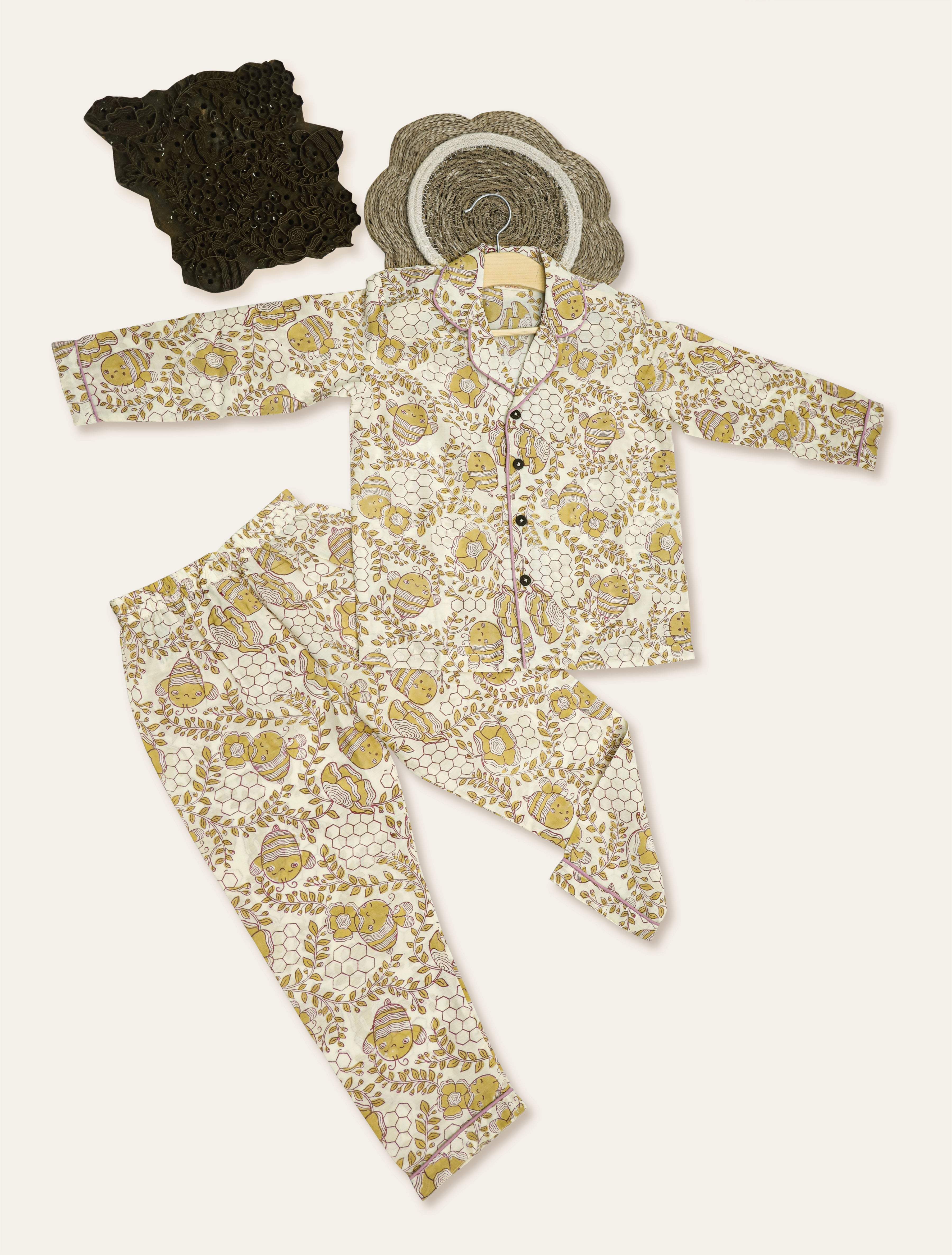 Twilight Set - Honeybee - Cedar Yellow