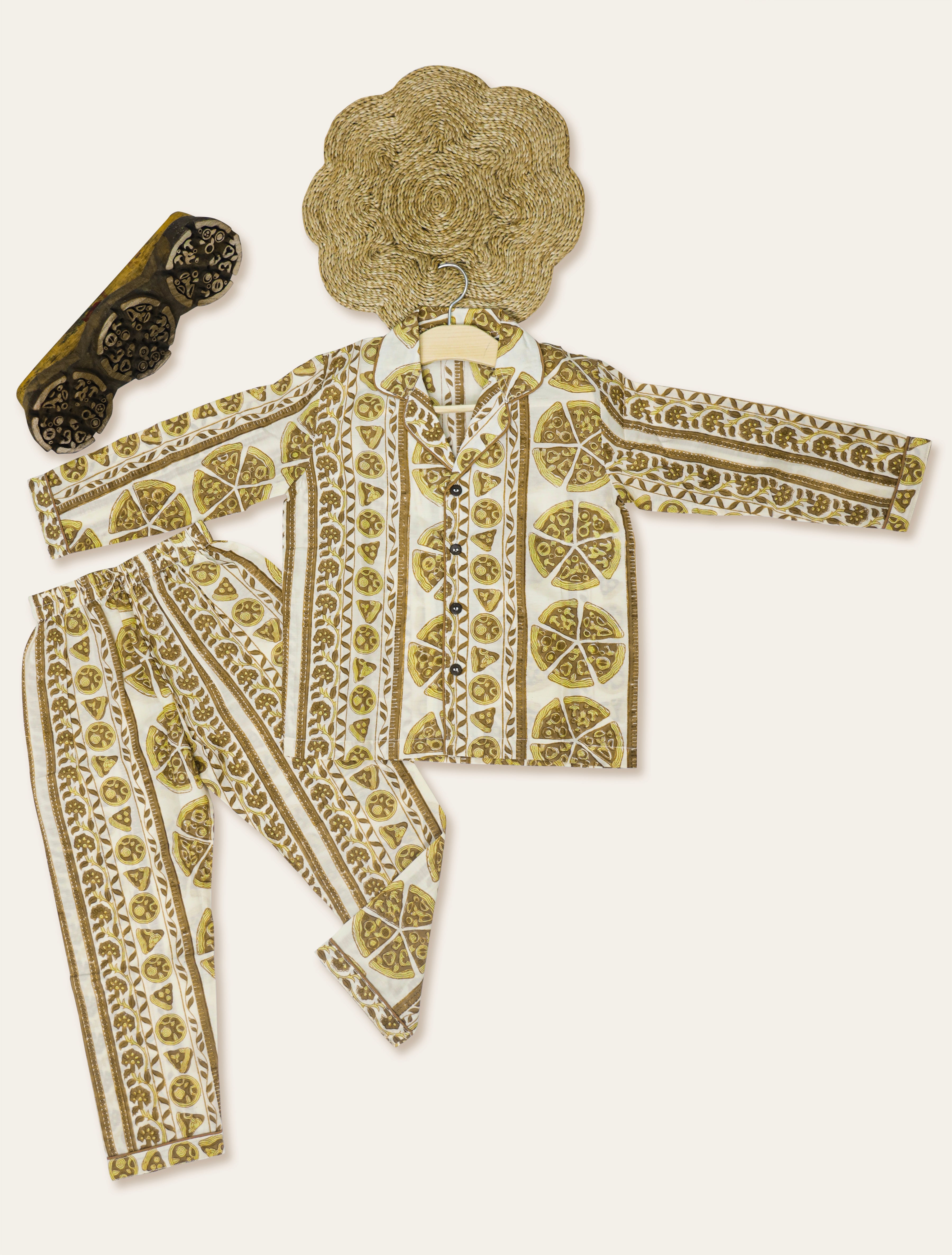 Twilight Set - Pizza - Cedar Yellow